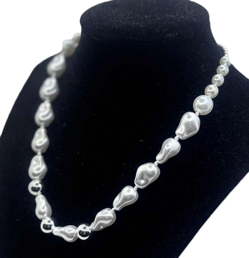 0f73e548-a93c-46f5-8c08-55a1231f6db8