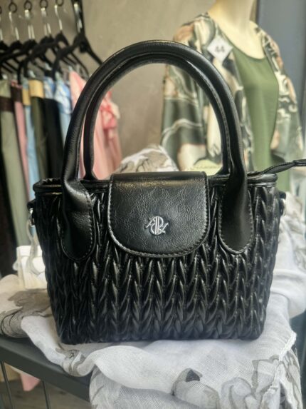 Τσάντα χειρός